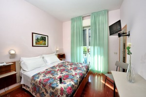 Camere dell'Hotel Miramare et De La Ville a Rimini